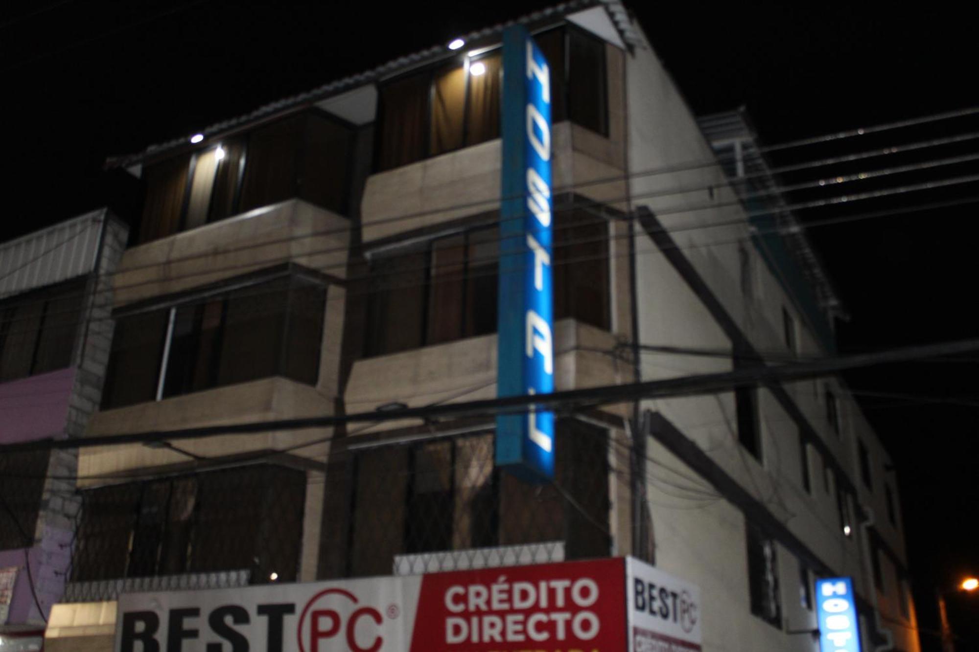 JULIUS HOSTAL - No hay parqueadero Quito Exterior foto